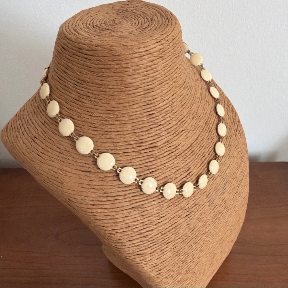 Vintage Enamel Link Necklace Goldtone Cream Ivory Colored Discs 15 Inches - Picture 4 of 5